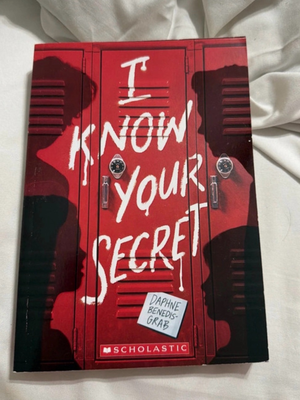 Scholastic Red Locker Thriller Back Cover